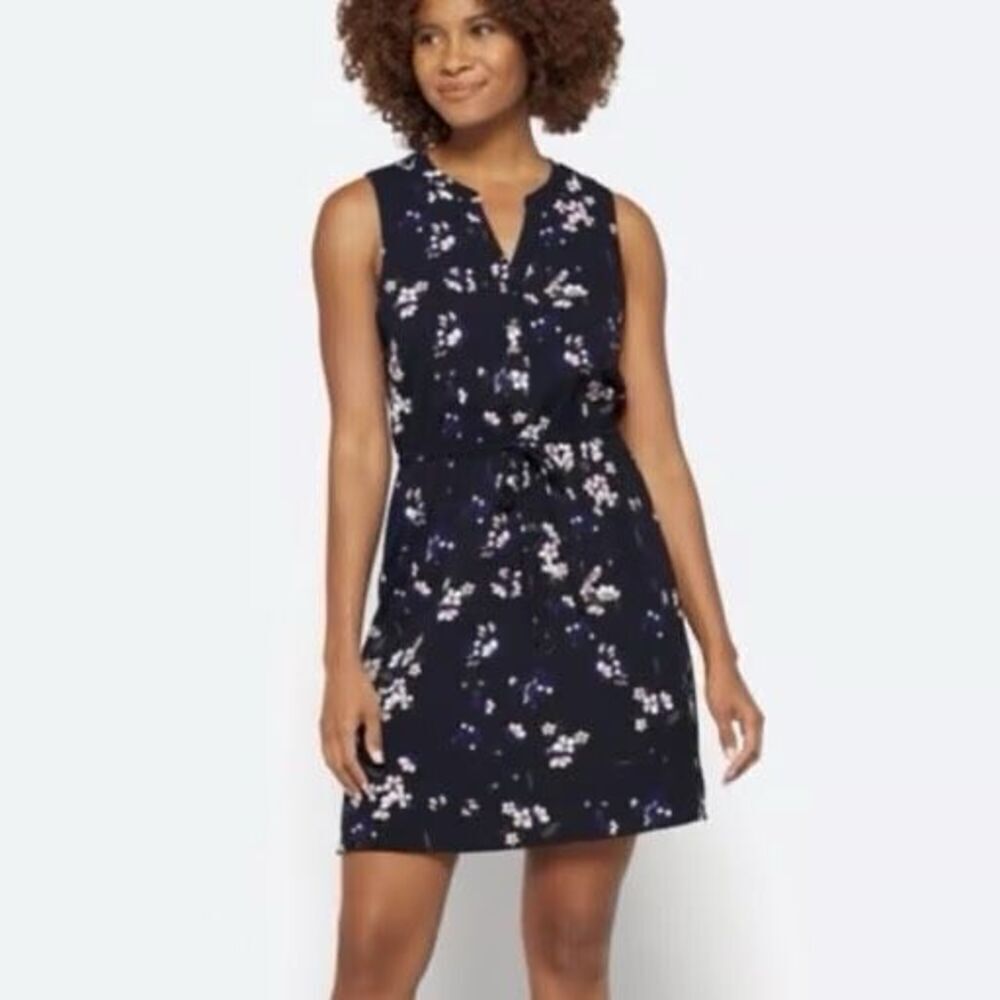 41 Hawthorn Claira Tie Waist Dress Size Medium